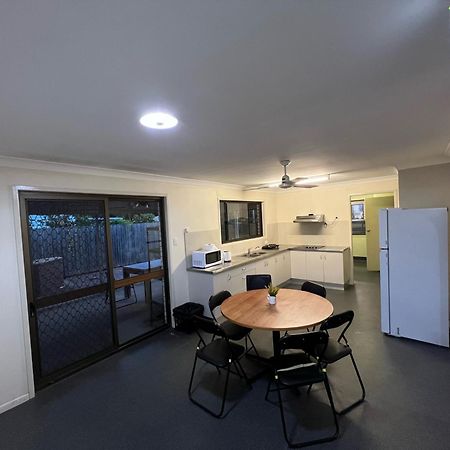 Tomato Backpackers Hostel Μπούνταμπεργκ Εξωτερικό φωτογραφία